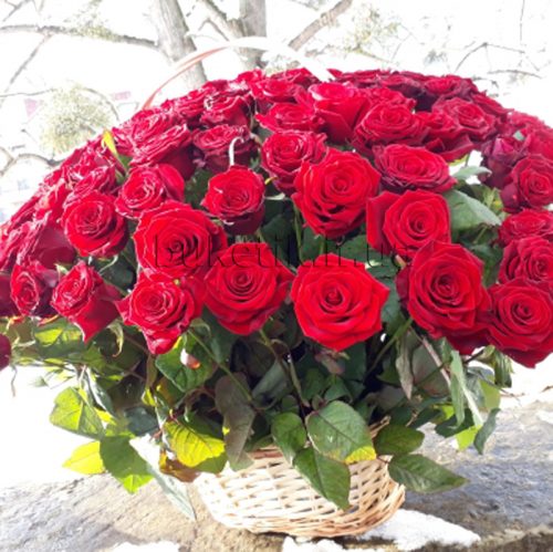 Фото товару 101 червона троянда в кошику