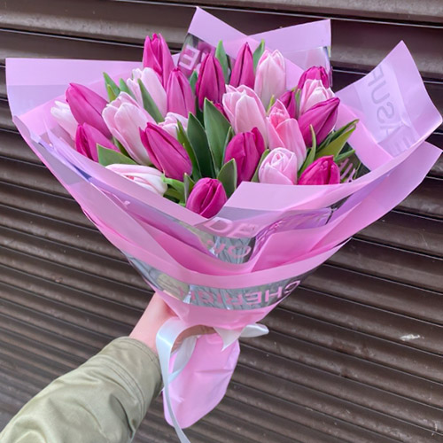 25 тюльпанів "Леді в рожевому" фото