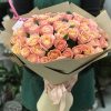 51 коралова троянда "Міс Піггі" фото