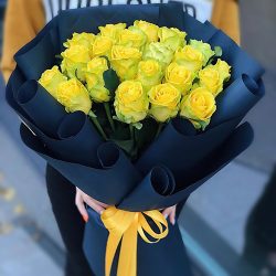 Фото товару Траурний букет жовтих троянд
