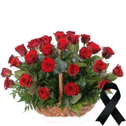 Фото товару 36 красных роз в корзине